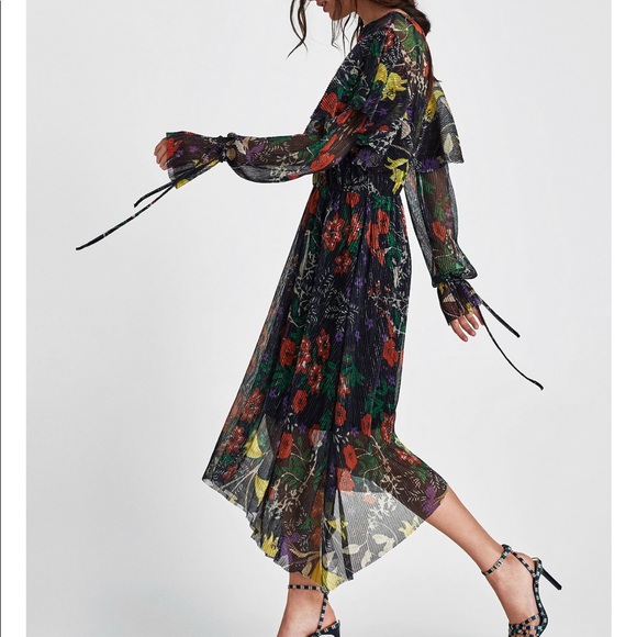 Zara Shiny Pleated Dress - Picture 3 of 8